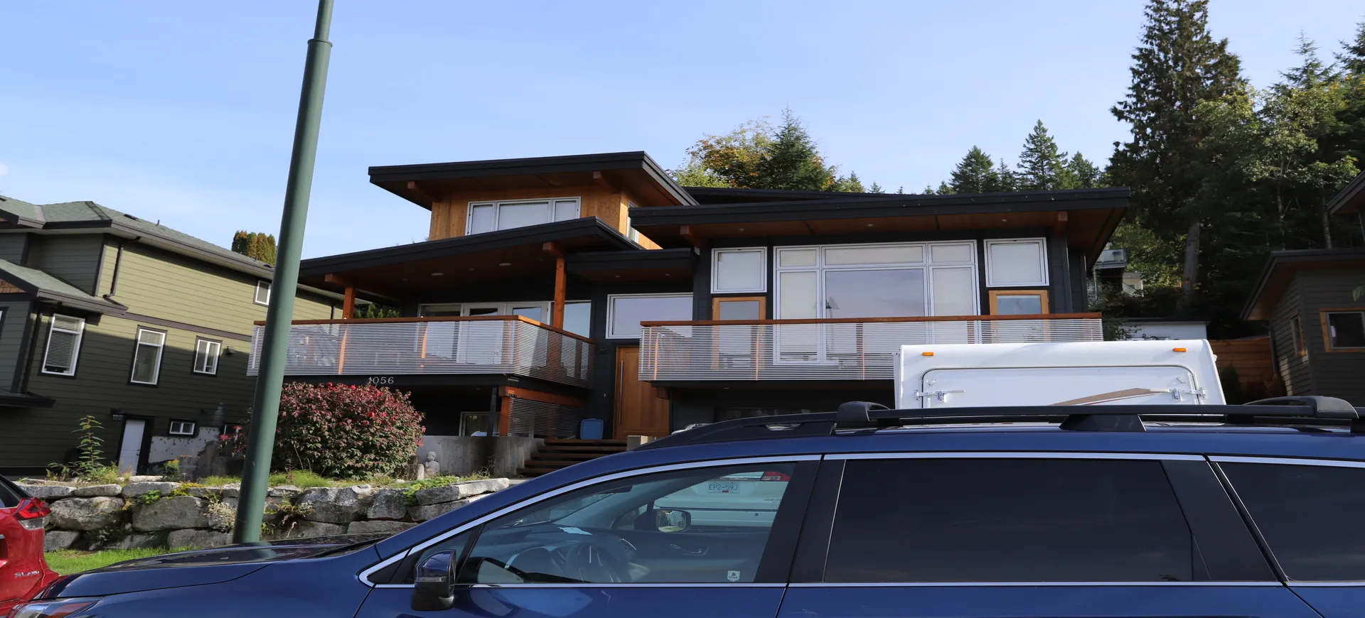 1056 JAY CRES