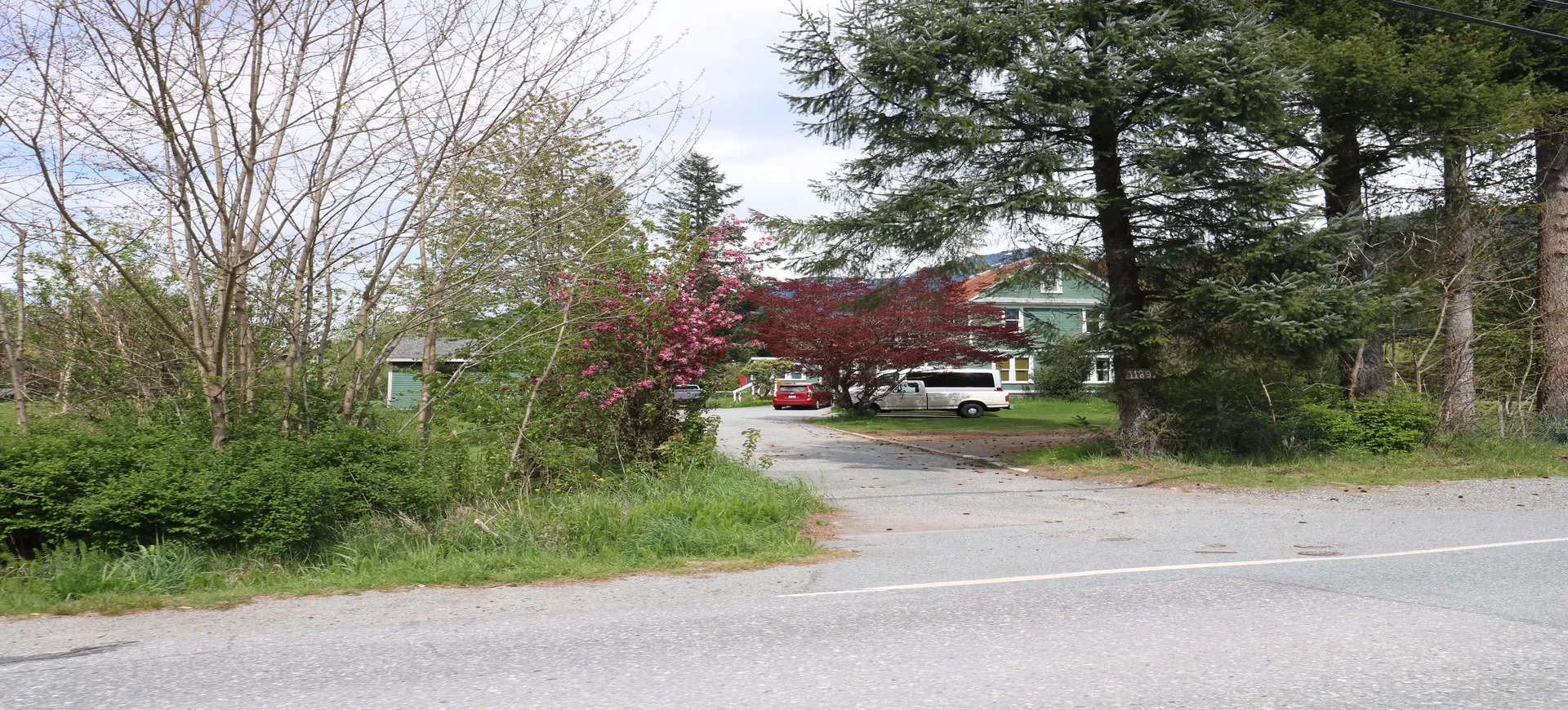 1189 JUDD RD